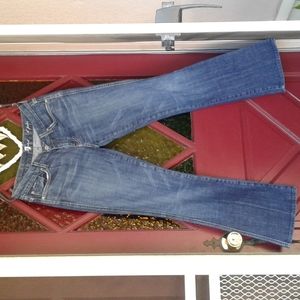 Women's jeans brand is 7 seven size 29 very good condition